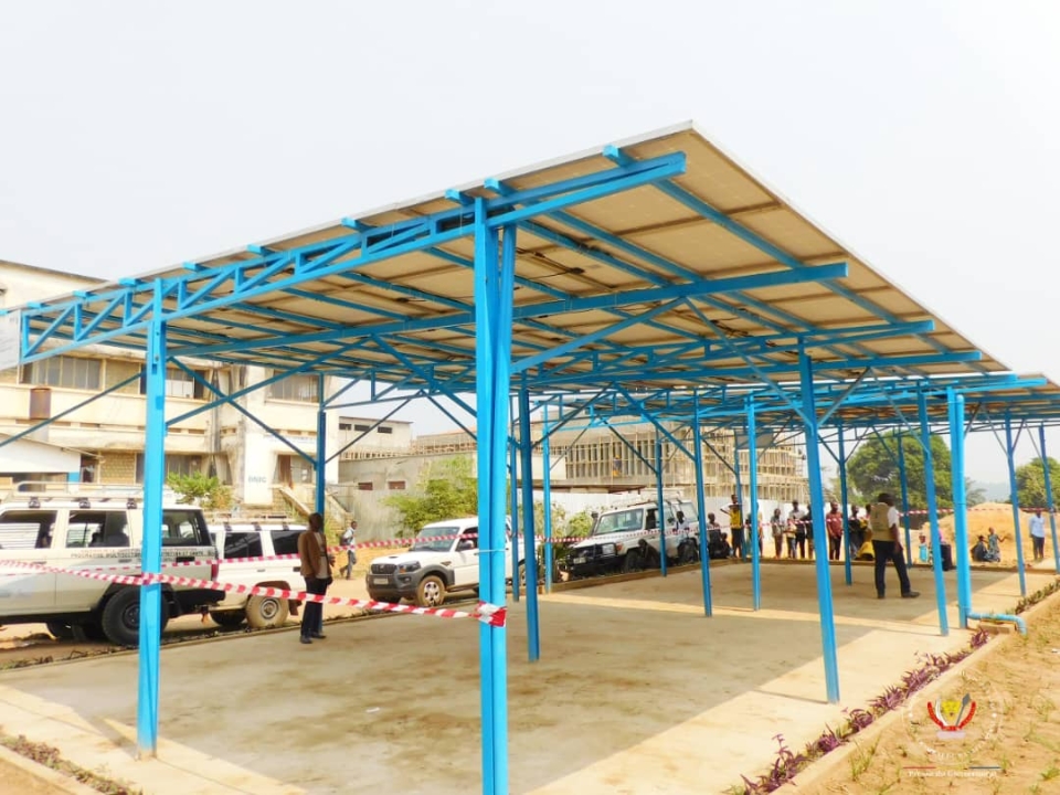 Kasai Central : l‘Antenne PEV Kananga dotee d‘une centrale photovoltaique pour la conservation des vaccins