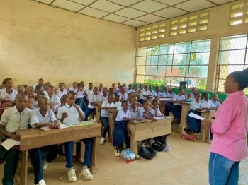 Kananga : l‘Association Innovante-ONG sensibilise les eleves de Ntambue sur le cancer du sein