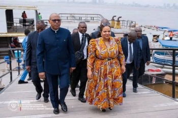 RDC-Congo Brazza : Therese Kayikwamba Wagner a Brazzaville pour une visite de travail