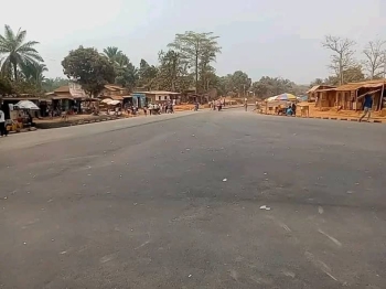 Kasai-Oriental: Debut des travaux d‘asphaltage de l‘avenue Tatu Kanyinda a Mbuji-Mayi