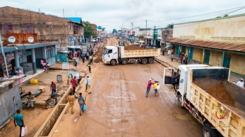 Kananga||Voirie urbaine : Safrimex demarre les travaux de la chaussee sur l‘avenue Lulua