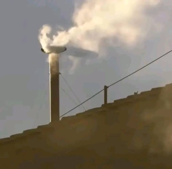 Fumee blanche au Vatican : un nouveau Pape elu